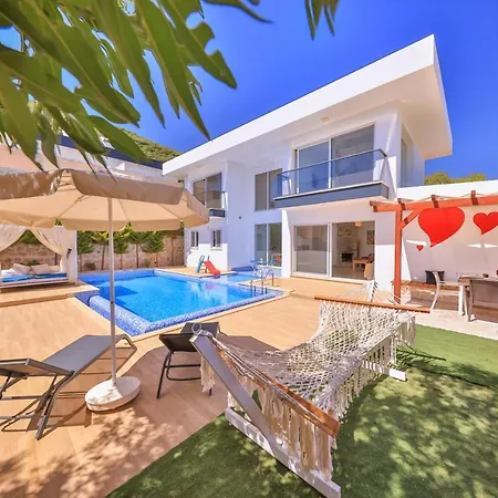 Onay 3 * Kaş